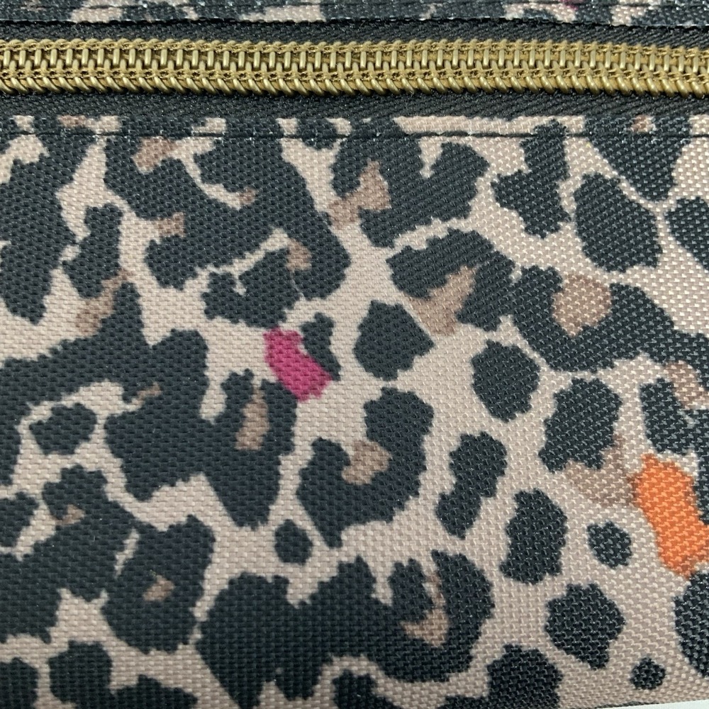 Travelon Wristlet Wallet RFID Animal Print Zip Around Identity Protection Travel - Picture 7 of 13